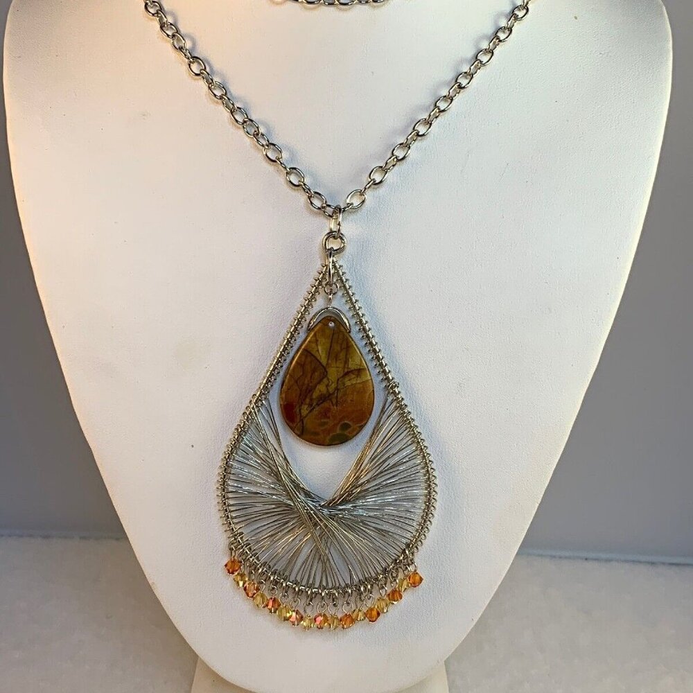 Silver Tone Cable Chain Necklace With Jasper & Aurora Borealis Crystals (NA103)